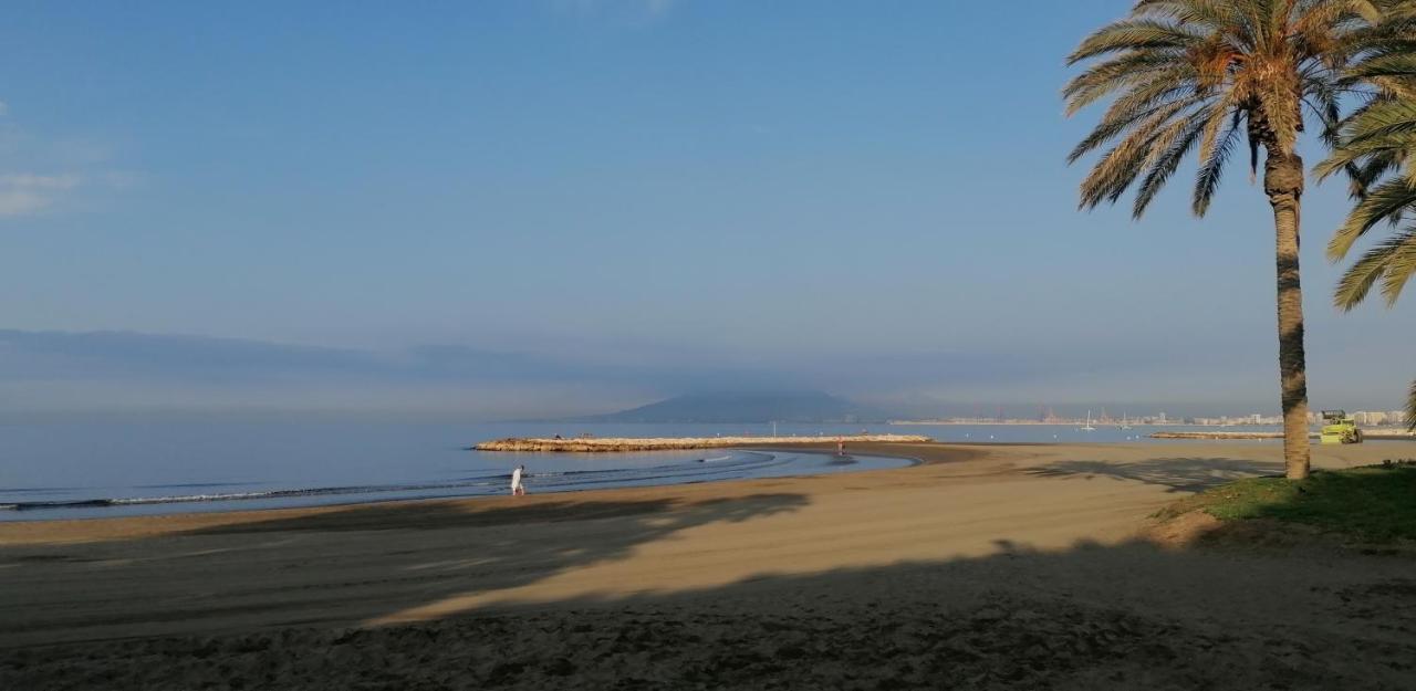 El Palo Cosy, 200 M From The Beach Daire Málaga Dış mekan fotoğraf